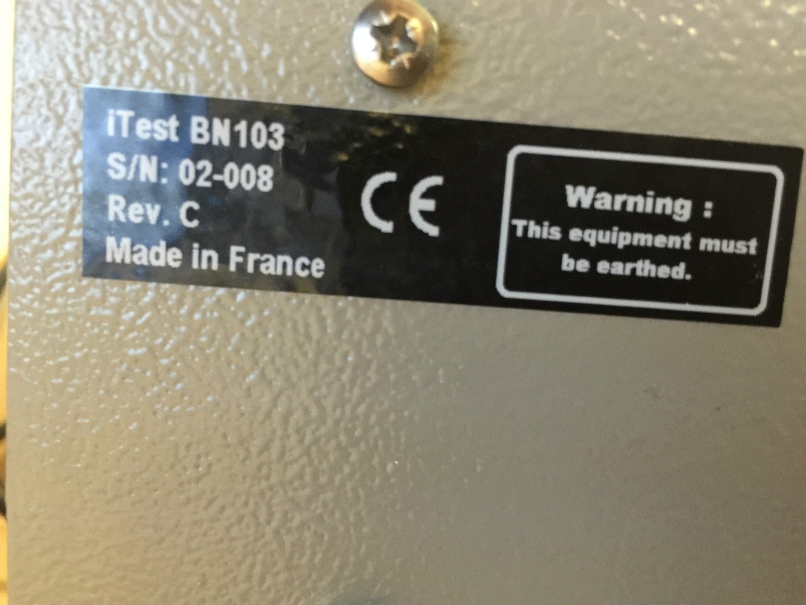 High - End Modular DC Voltage Source BILT Test fréquence substrat semiconducteur - KLR Automation