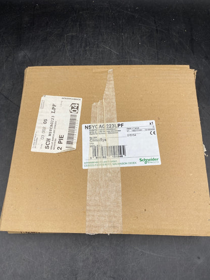 NEW SCHNEIDER ELECTRIC NSYCAG223LPF CLIMASYS OUTLET GRID CUT OUT 223x223mm - KLR Automation
