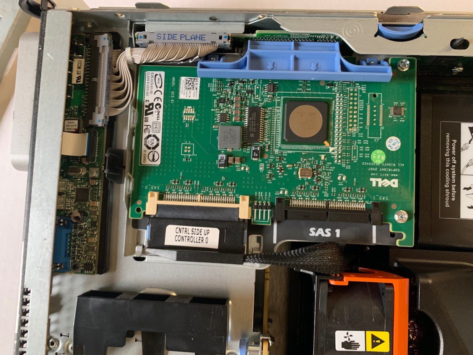 1 x DELL PowerEdge R805 Server System, 32 Gb RAM, HDD 2 x 300GO 10K - KLR Automation