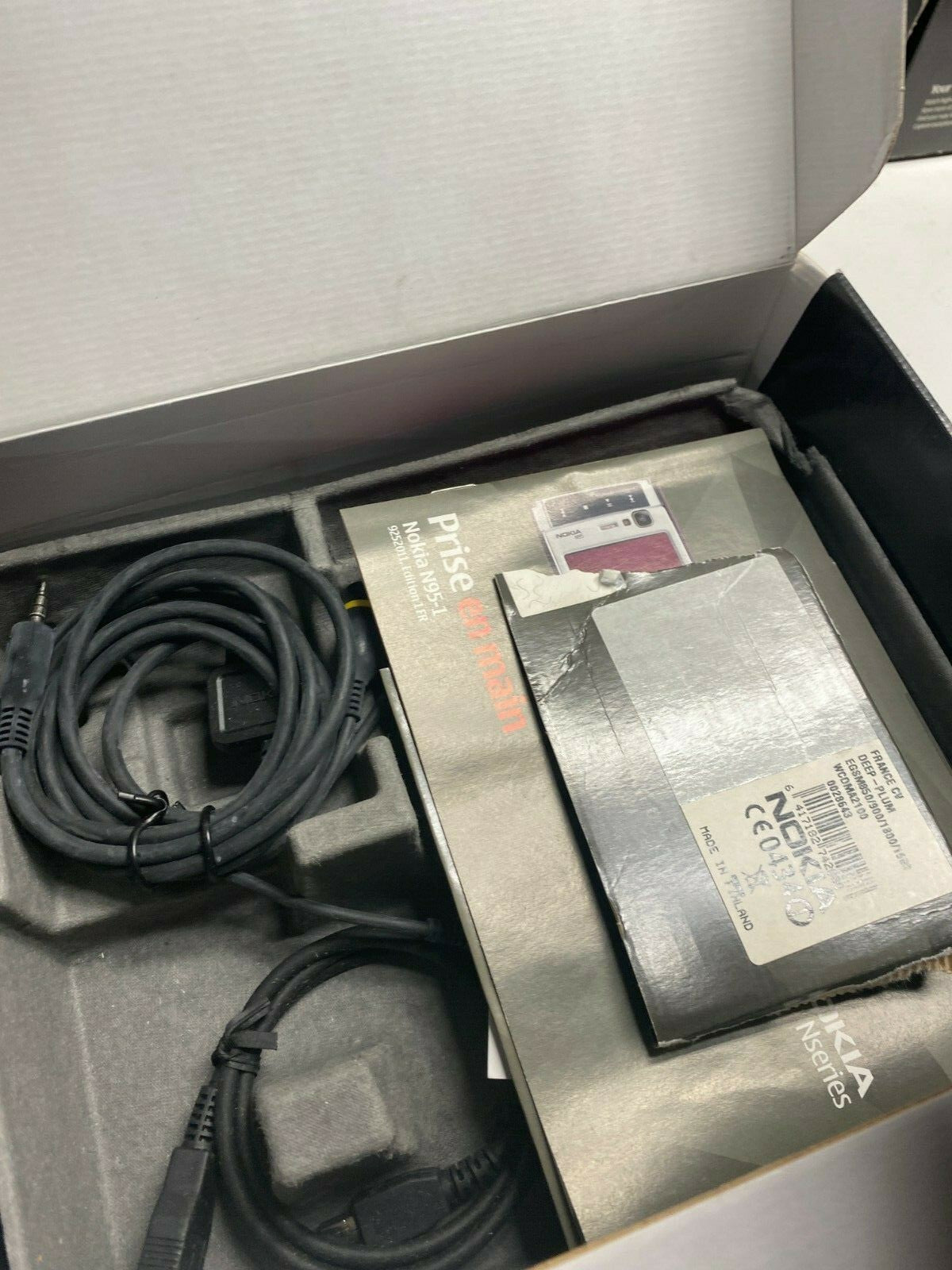 Nokia N95  Mobile Phone Old Stock Rare collectors Mobile Phone GSM Cell 5