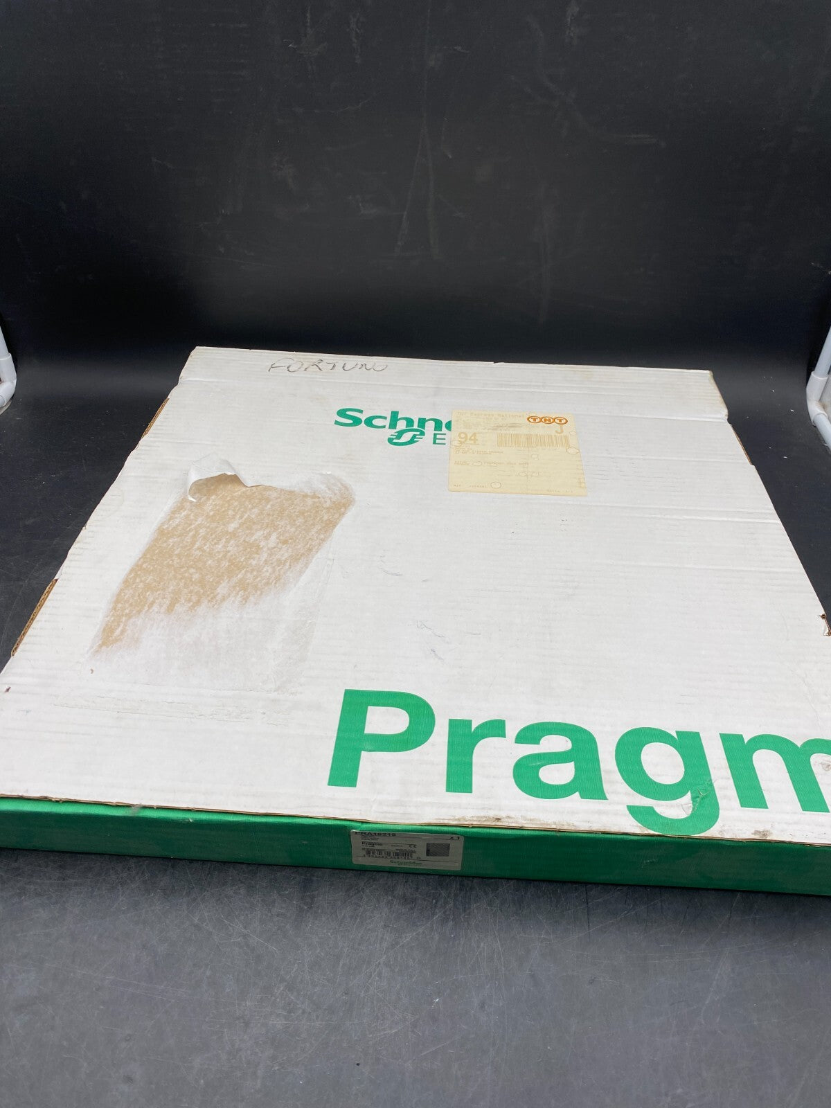 NEW SCHNEIDER ELECTRIC PRA16218 PRAGMA 235914 PLAIN DOOR - KLR Automation