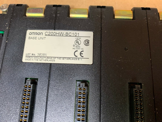 PLC OMRON C200HW-BC101