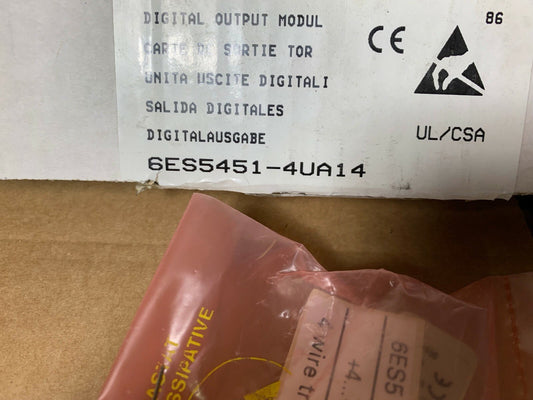 1 x SIEMENS SIMATIC S5 6ES5451 - 4UA14 new + 6es5 498 - 1AA71 - KLR Automation