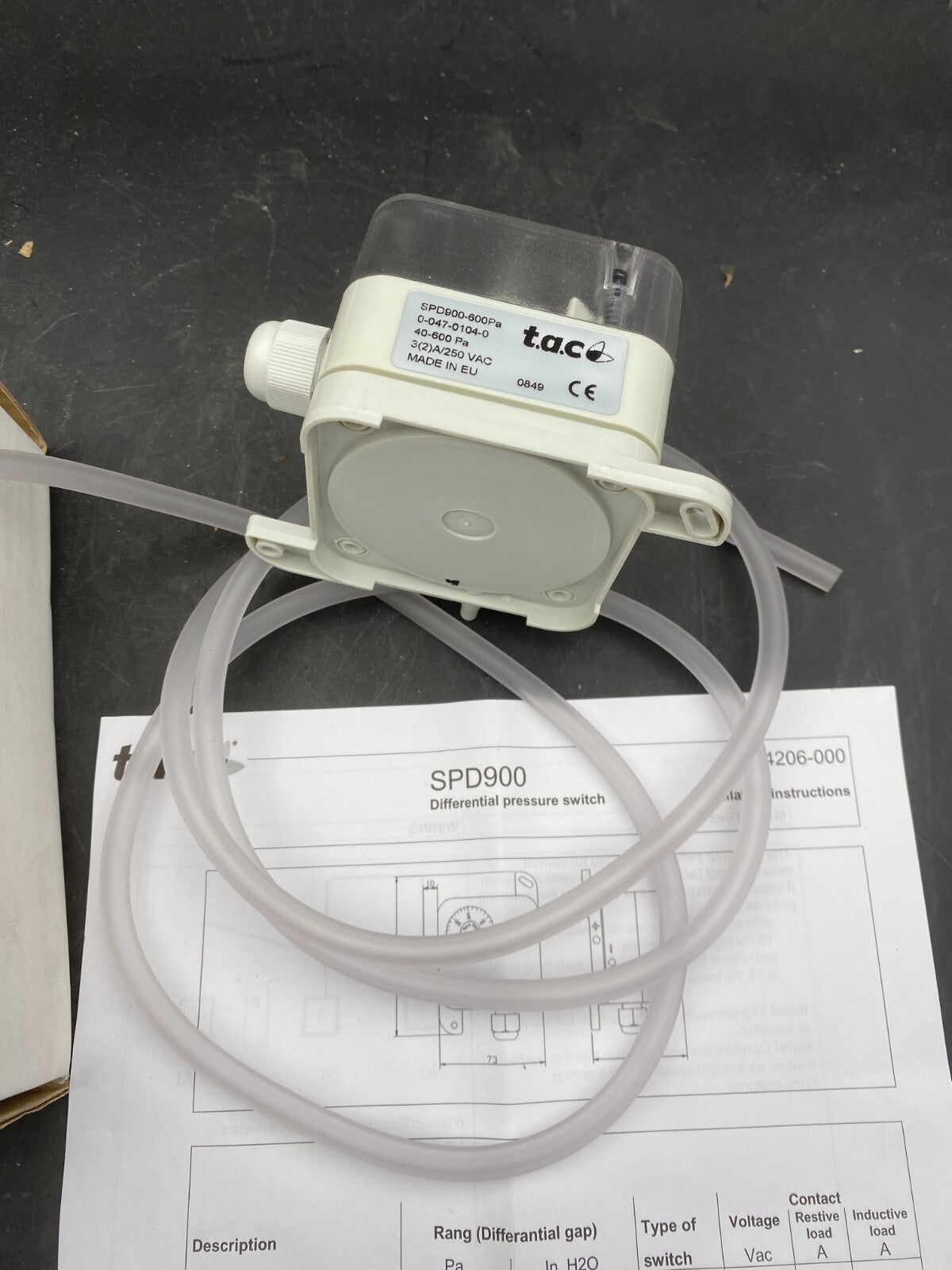 SCHNEIDER ELECTRIC TAC SPD900-600PA DIFFERENTIAL PRESSURE SWITCH 0-047-0104-0