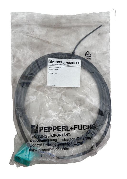 PEPPERL+FUCHS 086587 NJ1 5-F2-E2 INDUCTIVE SENSOR