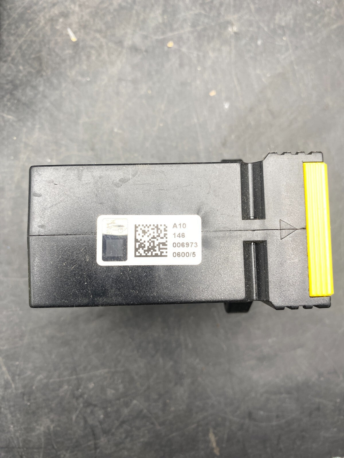 LOT DE 3 SOCOMEC TCB 32-40 600 5A 10VA 0.72/3kV 50-60Hz