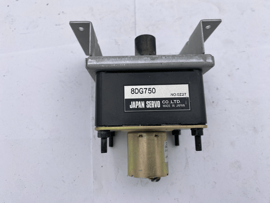 1pc x JAPAN SERVO DC MOTOR DME34B8HPB 8DG750 N.O. OZ27 - KLR Automation