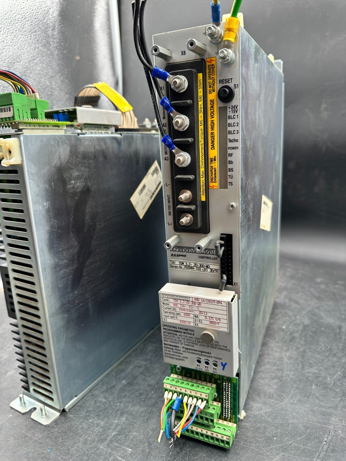 TDM 3.2 - 20 - 300 - W0 | TDM Drive Modules | Indramat Drives - KLR Automation