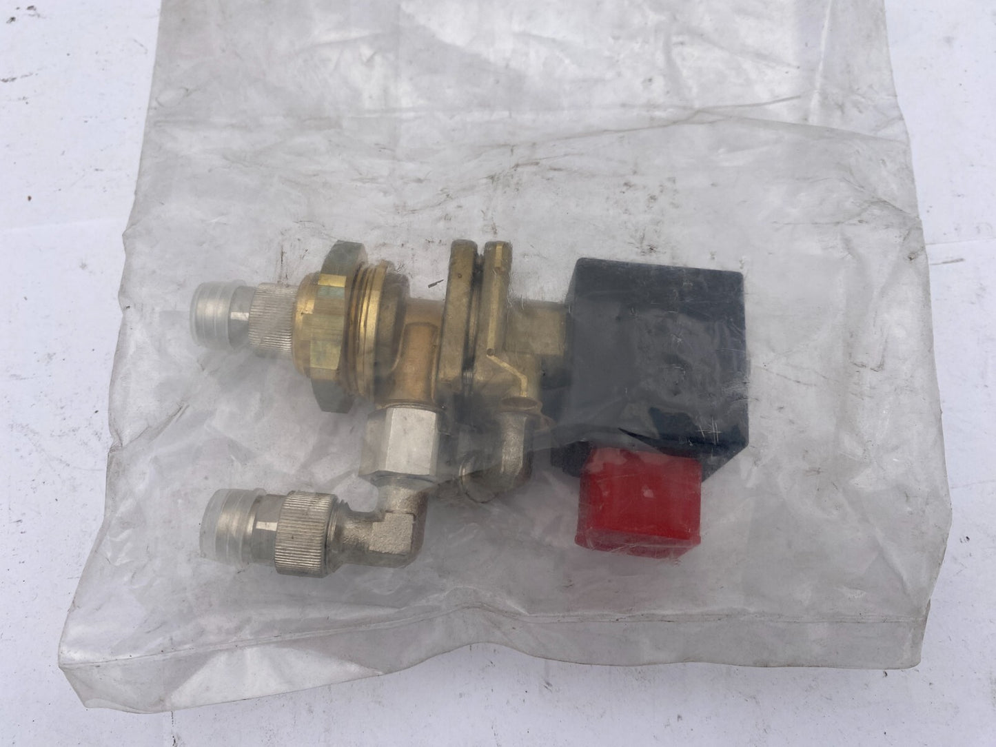 1pc x AVS ROMER 61.184.1082/01 G006 PN2 DN3 24VDC 1.8W EMV-S03-A30-10/8ZK