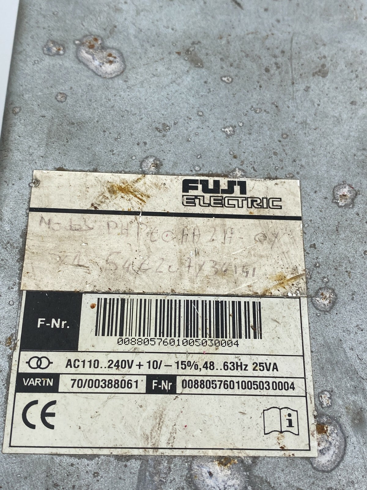 FUJI ELECTRIC VARTN 70/00388061 AC 110 240V PHPTCAAZA-QY