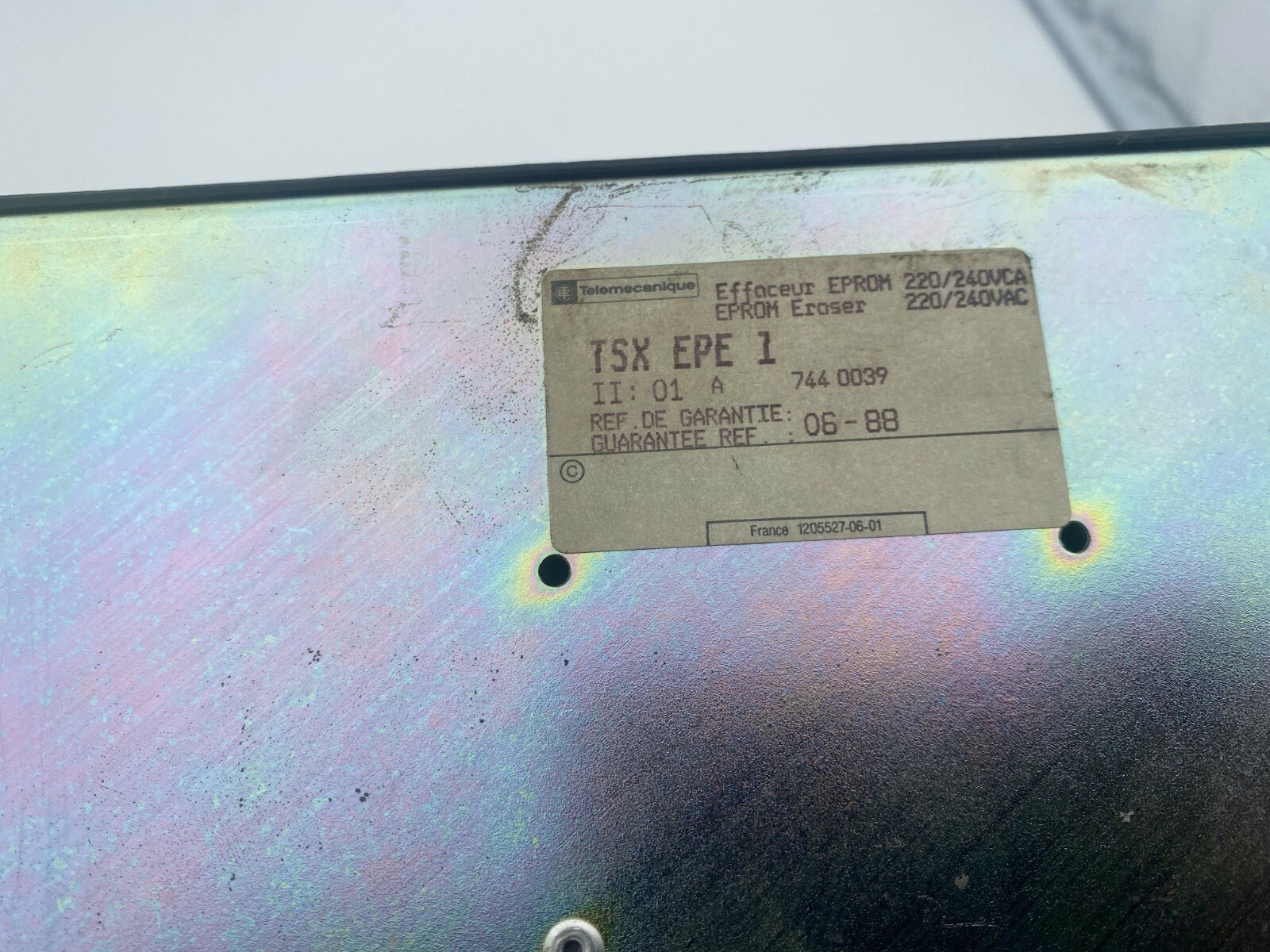 TSXEPE1 Telemecanique TSX 7 EPROM Eraser 220/240V. - KLR Automation