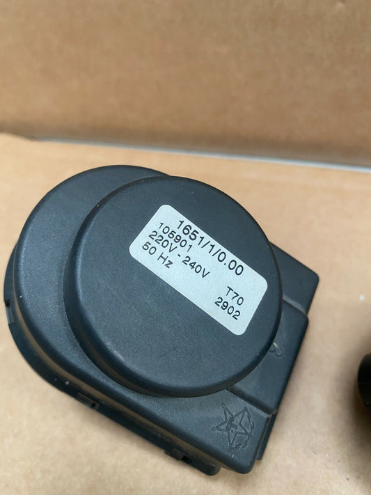 1pc x Moteur vanne 3 voies Saunier Duval 105901 - KLR Automation