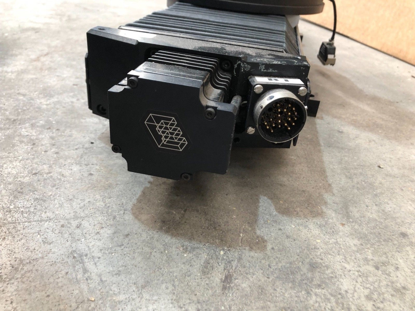 Banc optic EALING ELECTRO - OPTICS EEO outil provenant de chez Kinoptik Paris 3 - KLR Automation