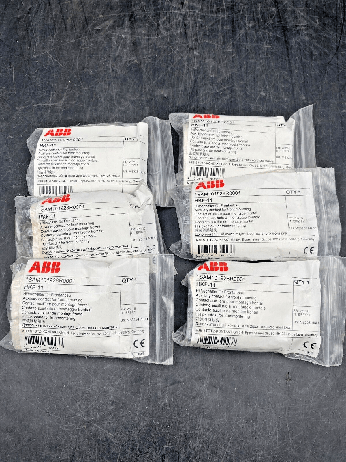 LOT OF 6 ABB HKF - 11 1SAM101928R0001 AUXILIARY CONTACT FOR FRONT MOUNTING - KLR Automation