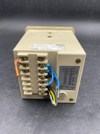 FUJI ELECTRIC PZCFCY81-0Y MFD 1996-D2 TEMPERATURE CONTROLLER