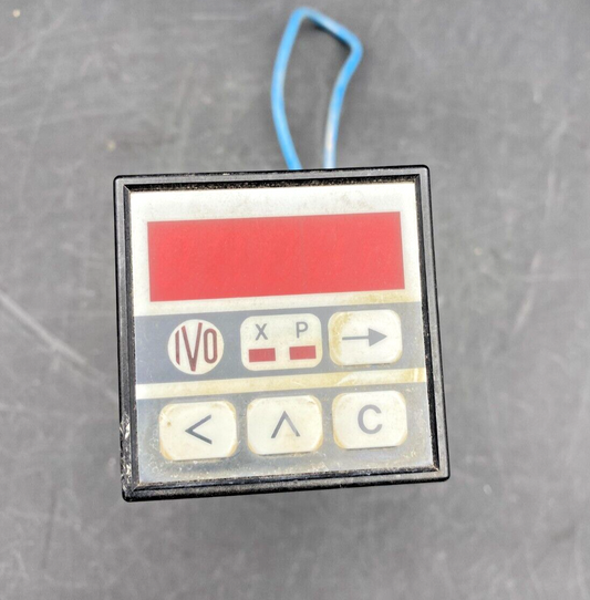 BAUMER IVO COUNTER 370.00.854 + TERMINAL BLOCKS HARTMANN