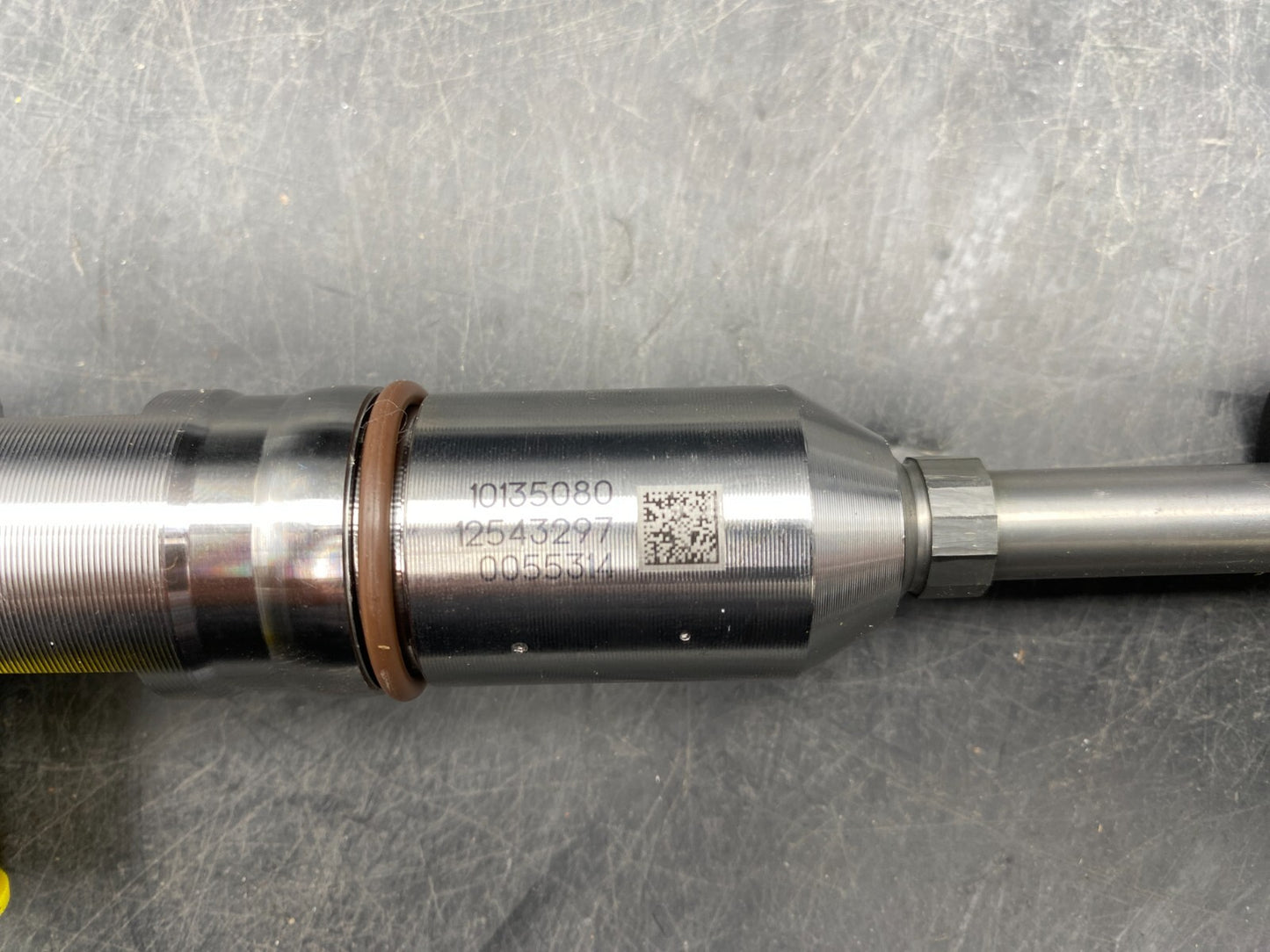 INJECTEUR 10135080 12543297 0055314 Liebherr D1