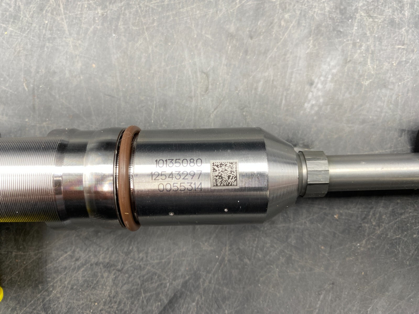 INJECTEUR 10135080 12543297 0055314 Liebherr D1
