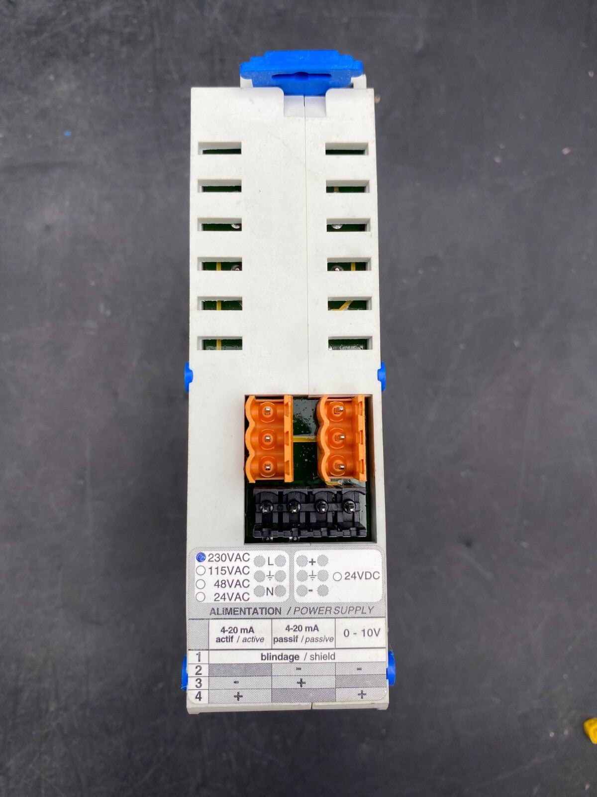 LOT OF 5 A PUISSANCE 3 PROFSI37-24070-A230-NUM 230V PRESSURE TENSION POWER SUPPL