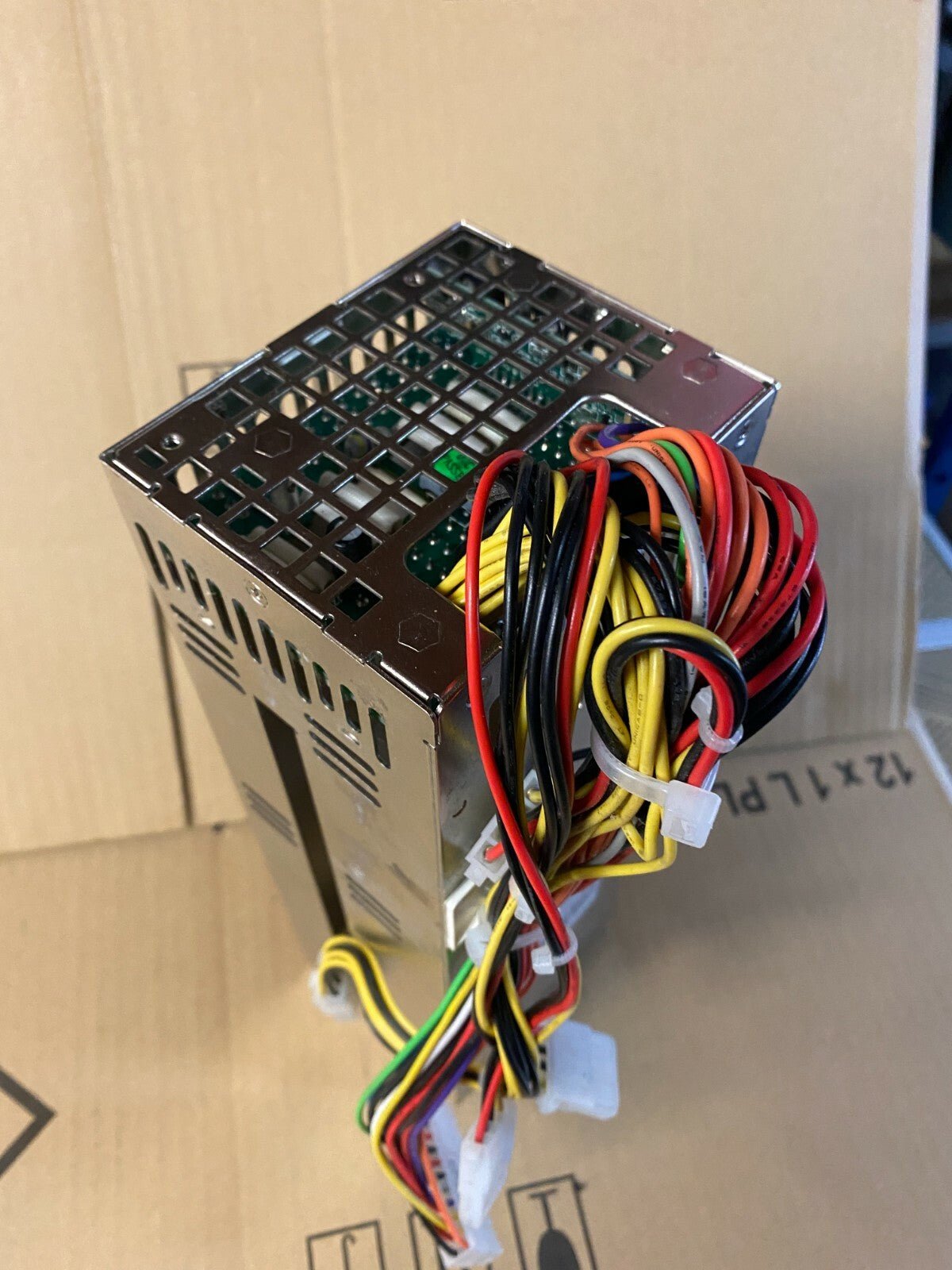Emacs R2W - 6460P Cage lecteur de disquette - KLR Automation