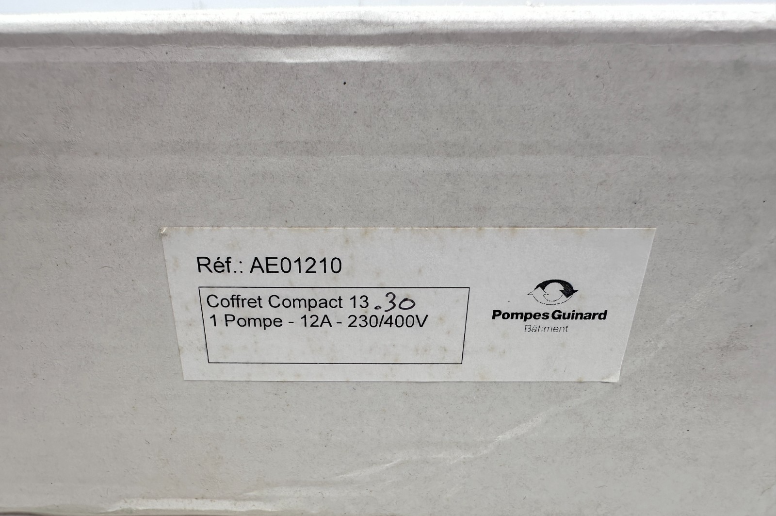 POMPES GUINARD AE01210 VIGILEC COFFRET COMPACT 13.30 1 POMPE 12A 230/400V