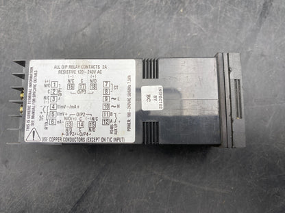 1pc x HONEYWELL UDC1000 MICRO-PRO DC100210001000 90-264 VAC 4VA