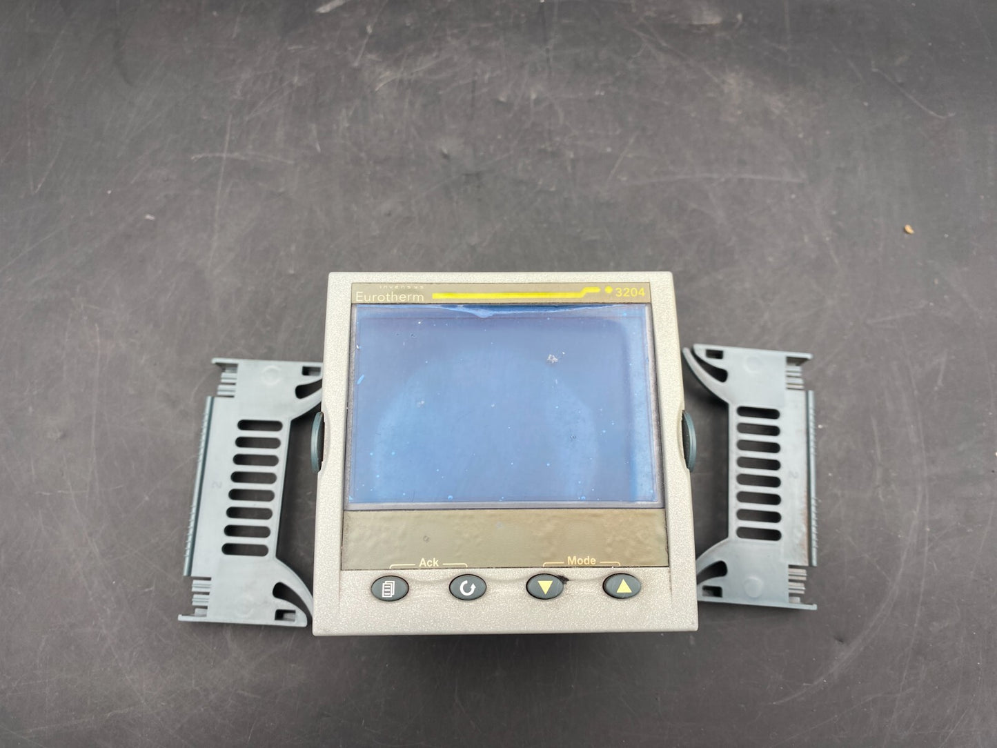 EUROTHERM 3204 3204/CC/VH/LRRX/X/4XL/S/FRA/FRA TEMPERATURE CONTROLLER