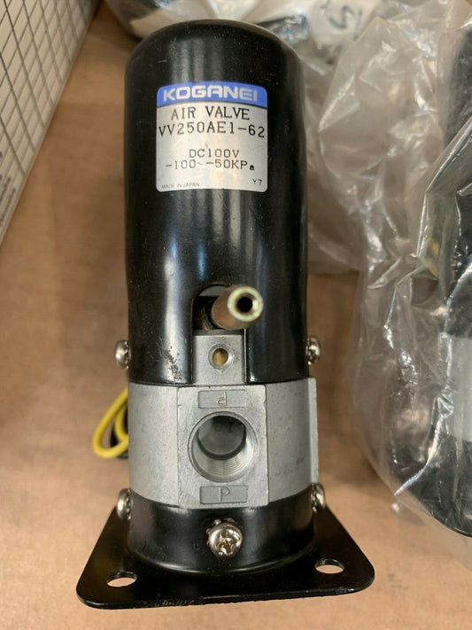 1 x Koganei VV250AE1-62 DC 100V AIR Valve