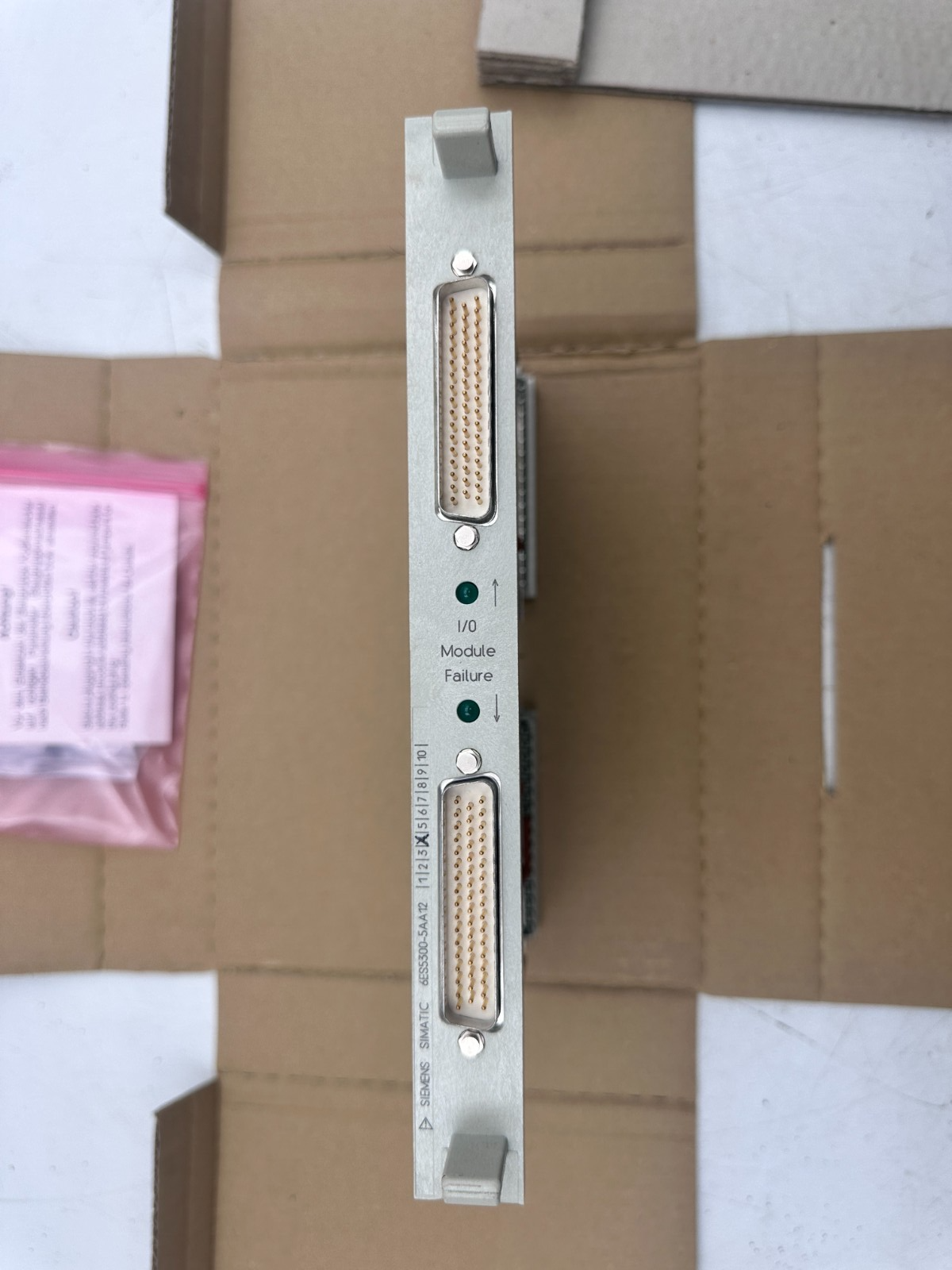 SIEMENS 6ES5300-5AA12 SIMATIC S5 ROBUST EG ANSCH