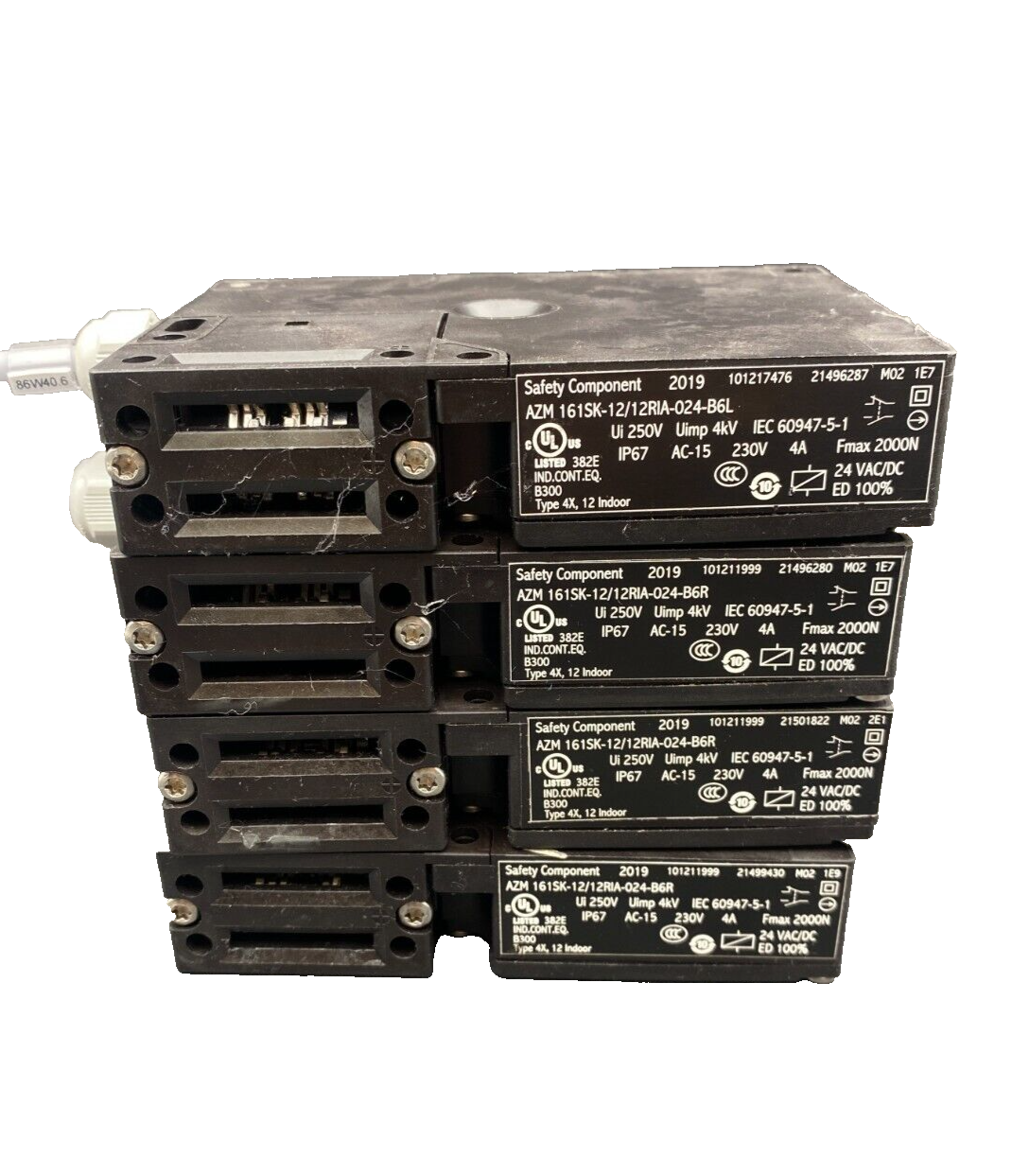 SCHMERSAL AZM 161SK-12/12RIA-024-B6R SAFETY SWITCH x1pc