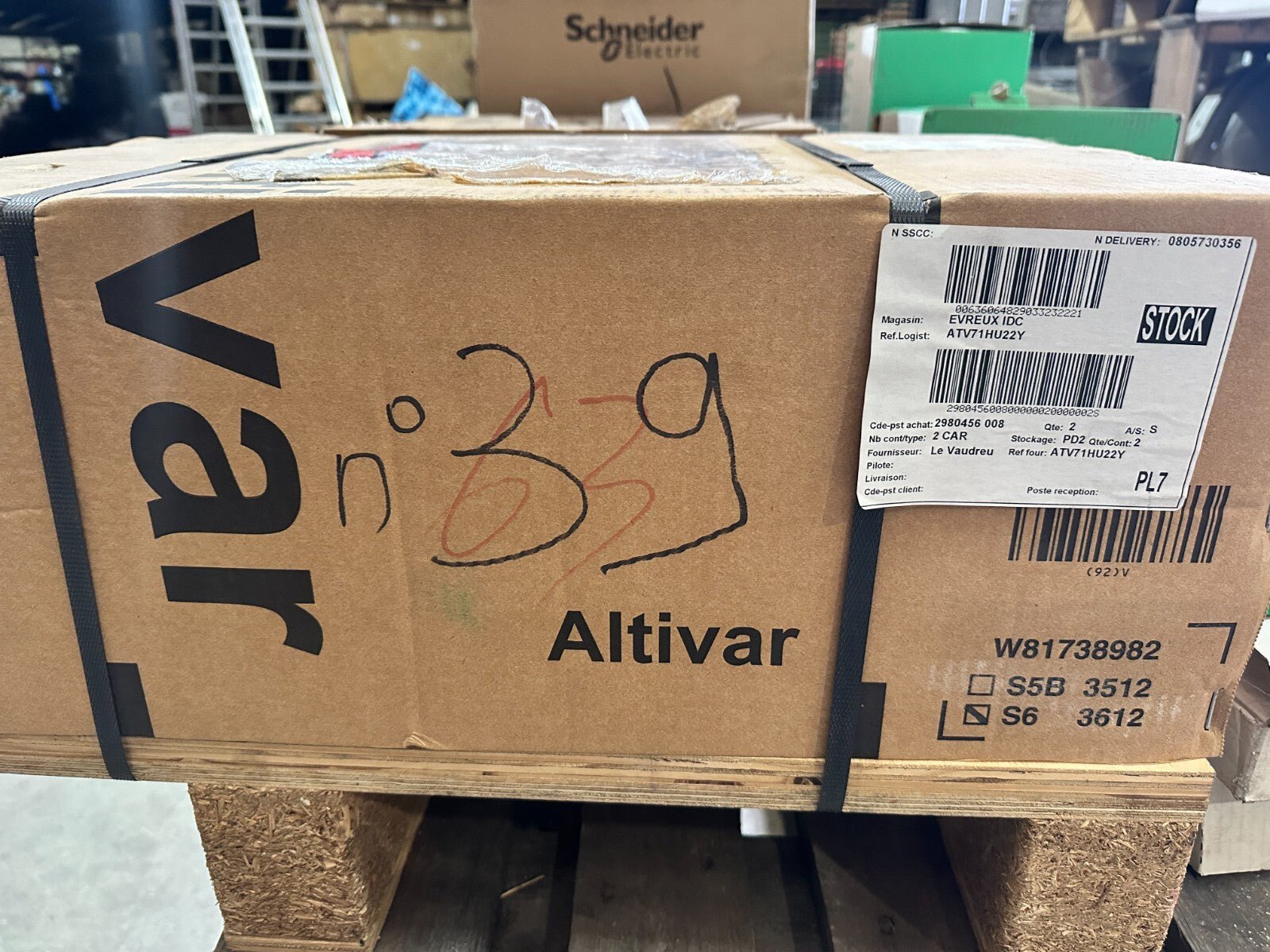 Schneider Electric ATV71HU22Y Variable speed drive ATV71 S6 3612 - KLR Automation