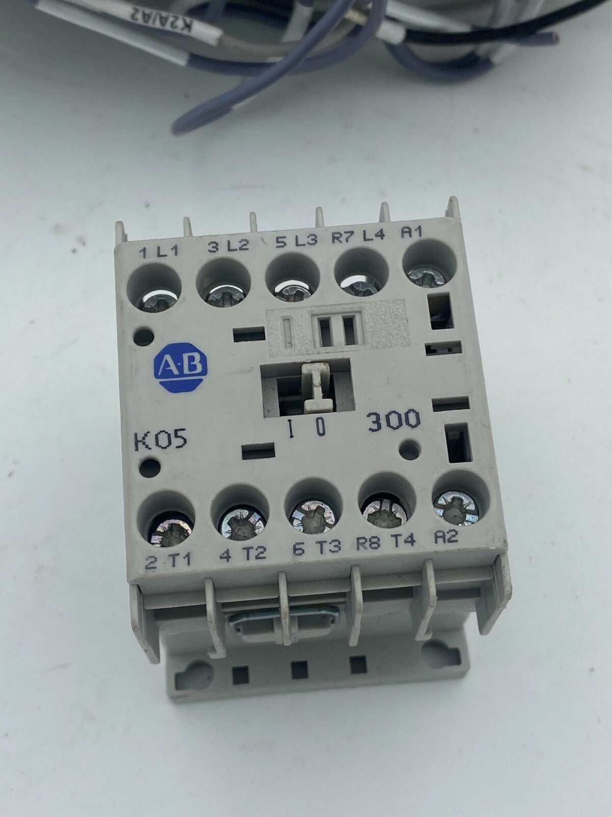 5pc x Allen-Bradley 100-K05*300 Miniature Contactor 690V 20A Series A