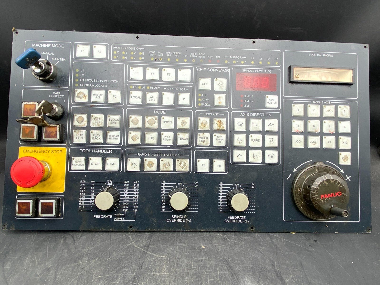 FANUC Control panel A860 - 0202 - T001 Board +. 2 x A20B - 2002 - 0470/08B - KLR Automation