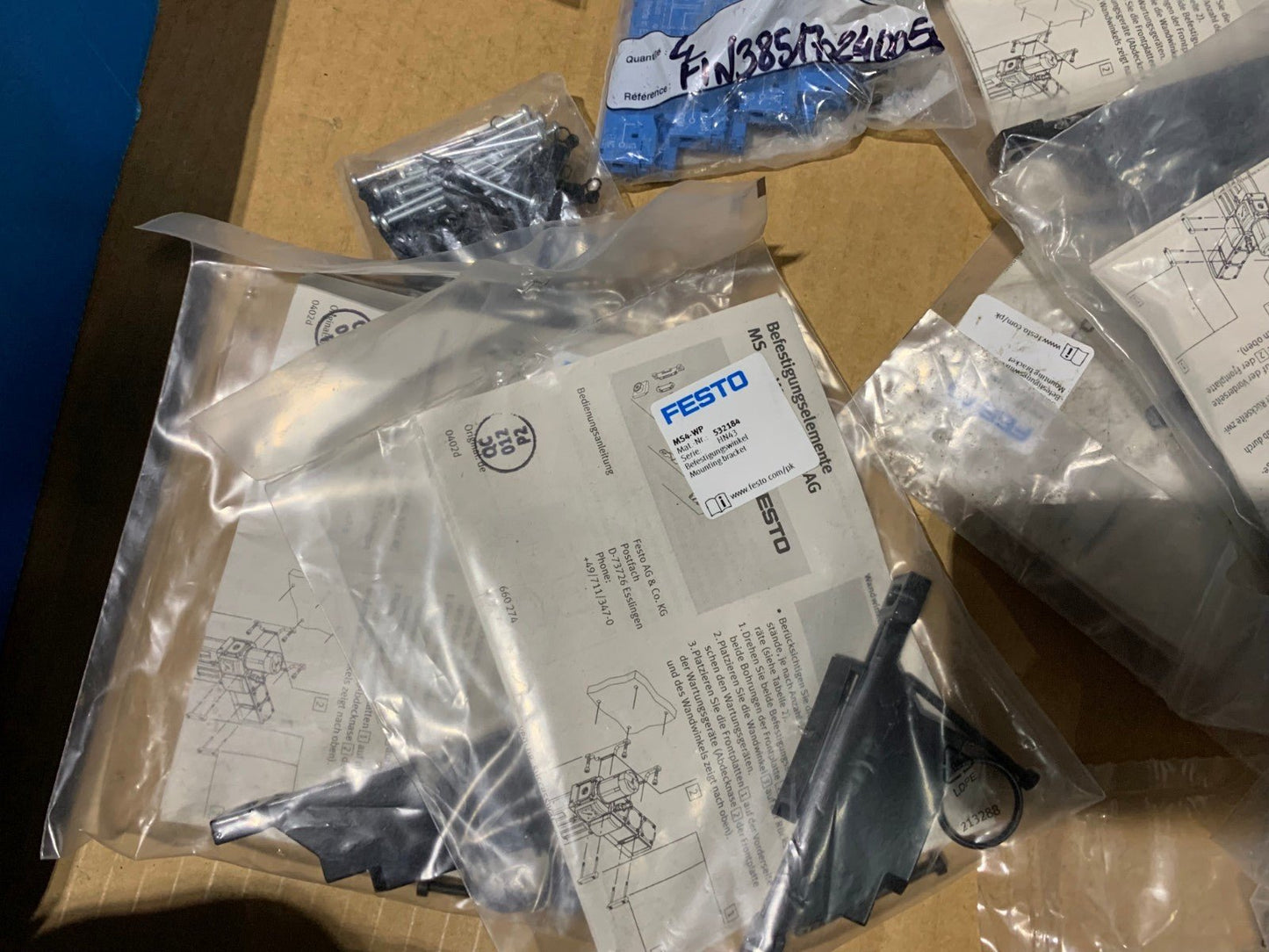 Gros lot Festo Module connector clevis rail Manifold Rod Mounting bracket - KLR Automation