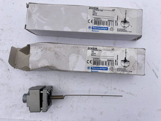 2pc x TELEMECANIQUE ZCKE06 ZCKE06AB 8B - 2020 - W02 064623 LIMIT SWITCH HEAD - KLR Automation