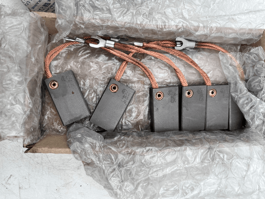 CARBONE LORRAINE CG665 CG65/35 BALAIS SIMPLE CARBONE x1pc - KLR Automation