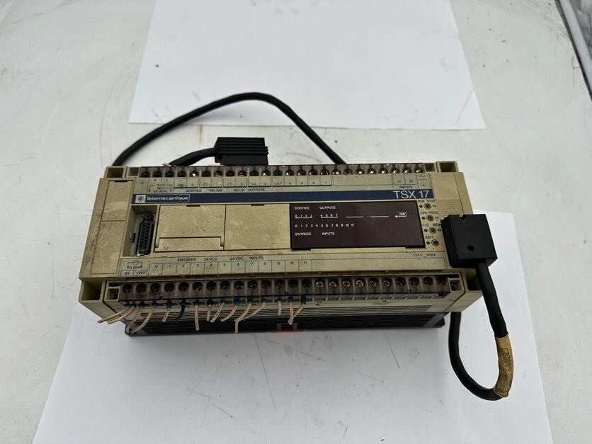 1pc x TELEMECANIQUE PROGRAMMABLE CONTROLLER TSX 172 2028 V :1.4 TSX17 - KLR Automation