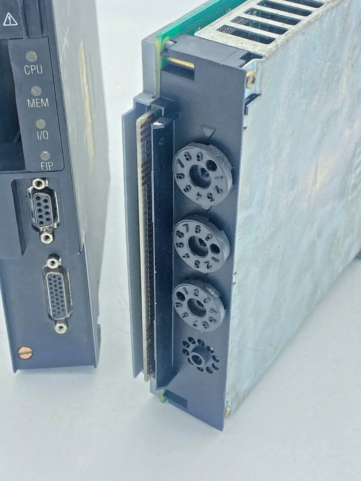 1pc x Telemecanique Schneider TSX7 TSX SCM2211