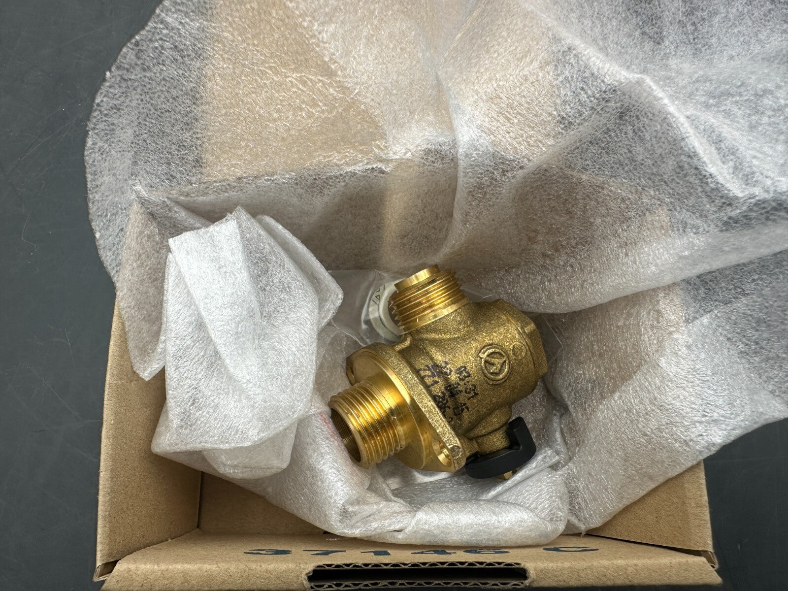 Robinet 1/2 entrée sanitaire Réf. 87167712860  Bosch