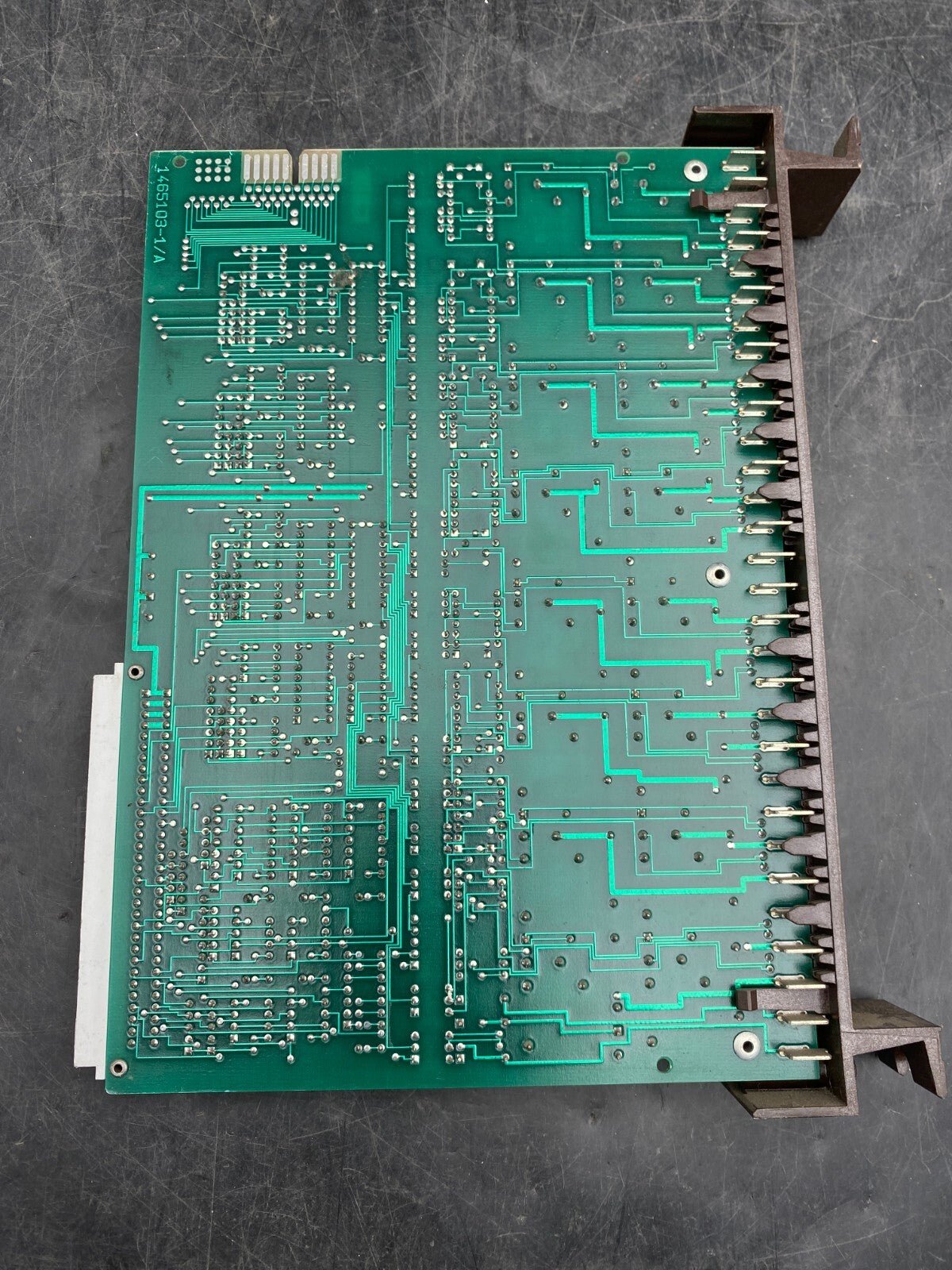 APRIL PB400 61100 MODULE DE SORTIE x1pc - KLR Automation