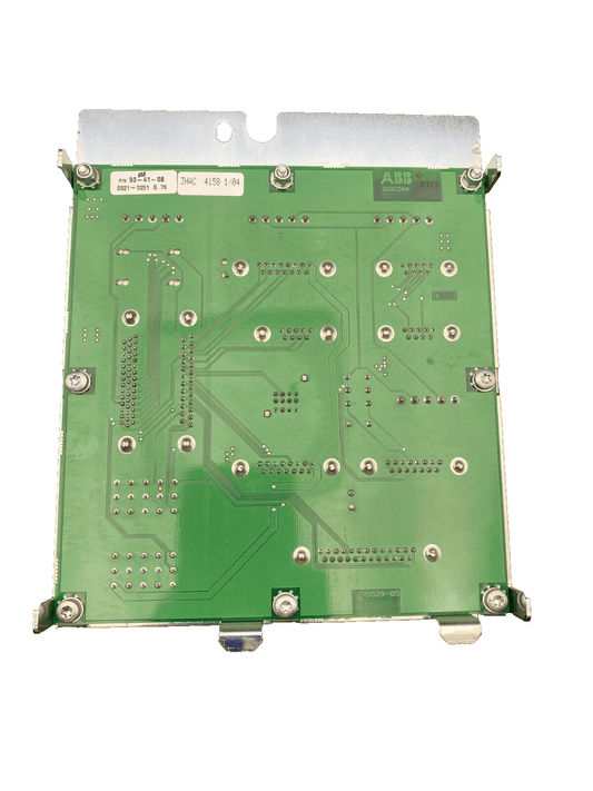 ABB DSQC 504 3HAC5689 - 1/04 CONNECTION BOARD - KLR Automation