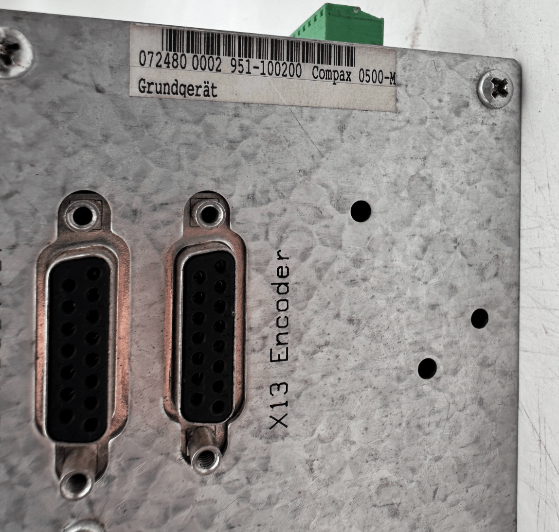 PARKER DANFOSS COMPAX 0500 - M SC 400/AS44/D1/F3 951 - 100200 AC SERVO DRIVE - KLR Automation
