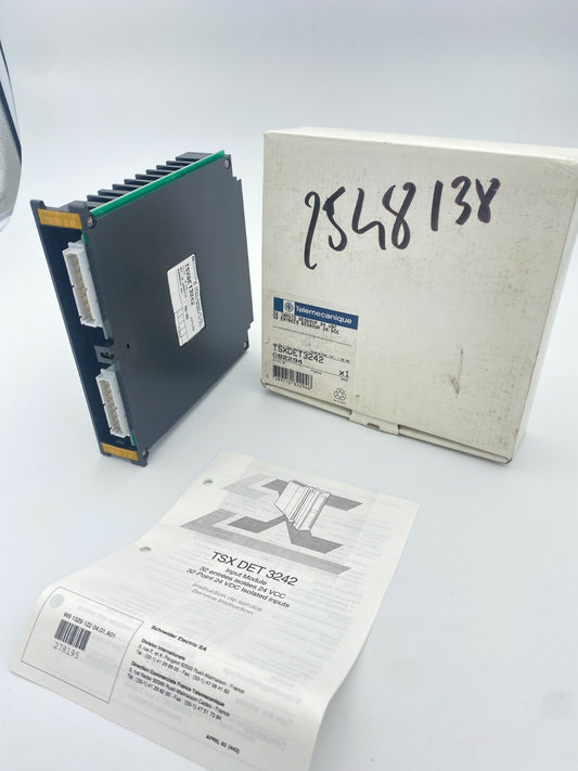 TELEMECANIQUE TSX DET 3242 Carte 32 entrees isolees 24VDC Schneider 