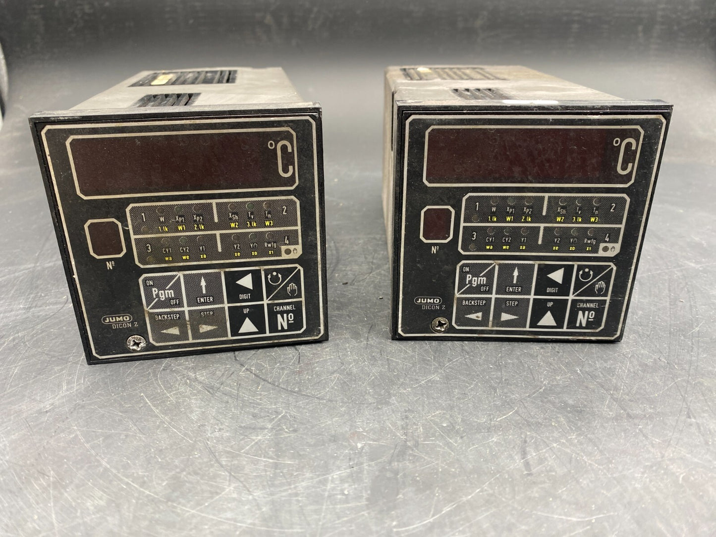 1pc x JUMO DICON Z ZR2 - 96/1 - 001 - 2 - 16 THERMOSTAT - KLR Automation