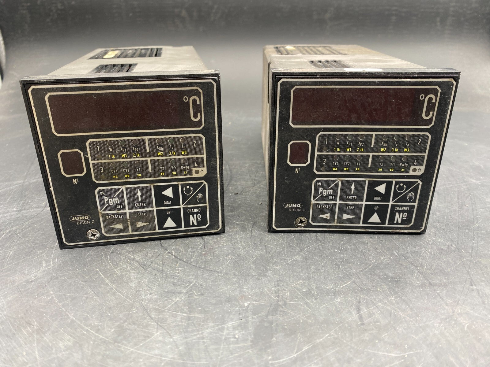 1pc x JUMO DICON Z ZR2 - 96/1 - 001 - 2 - 16 THERMOSTAT - KLR Automation