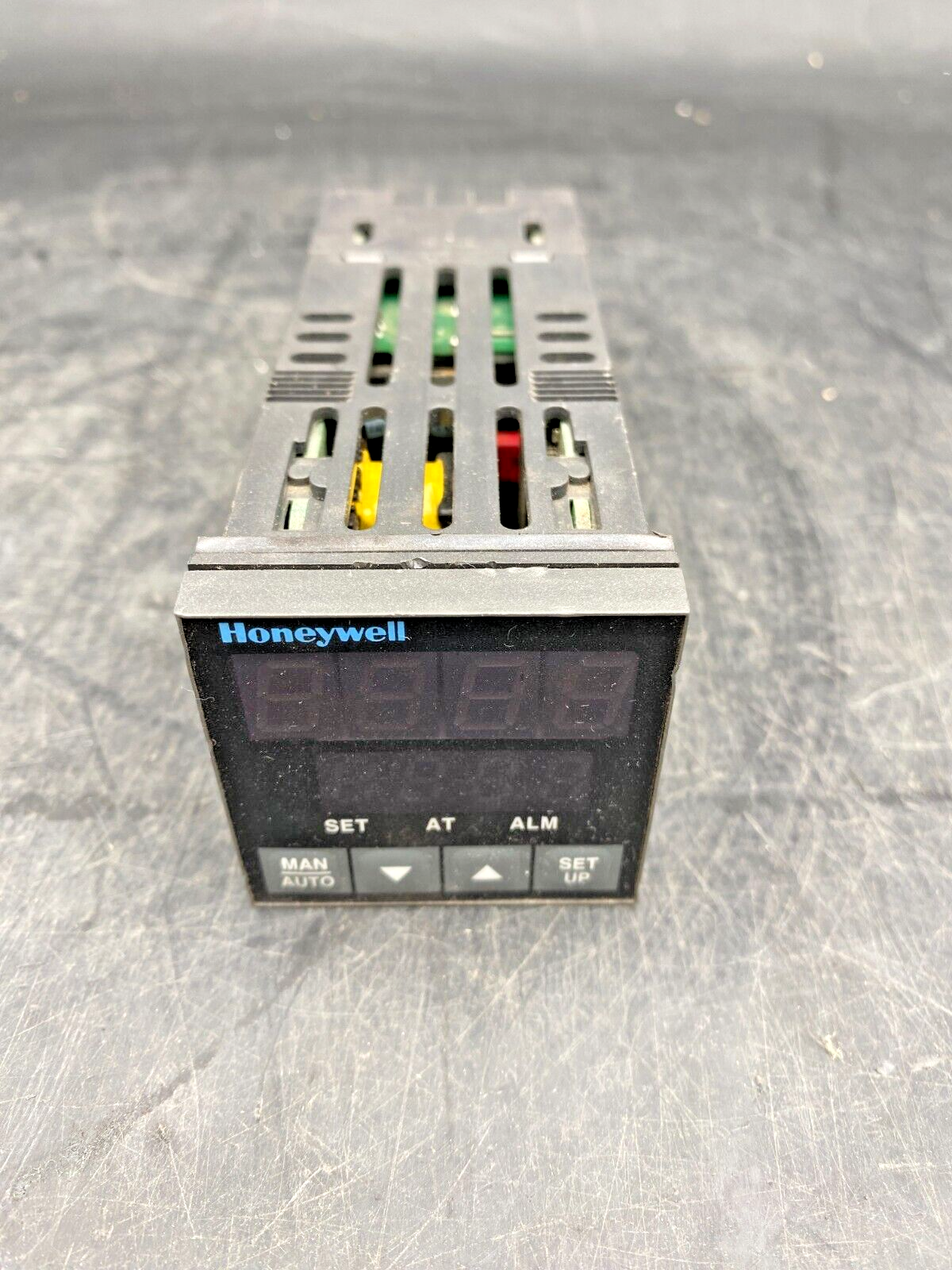 1pc x HONEYWELL UDC1000 MICRO-PRO DC100210001000 90-264 VAC 4VA