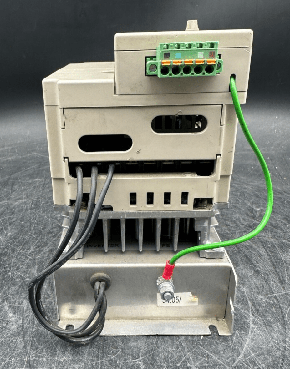 OMRON CIMR - V7AZ40P4 VARISPEED V7 INVERTER DRIVE - KLR Automation