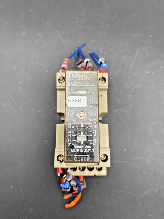 LOT OF 2 RELAY OMRON G7S - 4A2B DC24V KBS2 + RELAY P7S - 14 + MY4IN1 + PYF14 - ESS - KLR Automation