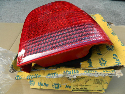   FEU PHARE ARRIERE DROIT VOLKSWAGEN POLO 3 III NEUF APRES 10/99