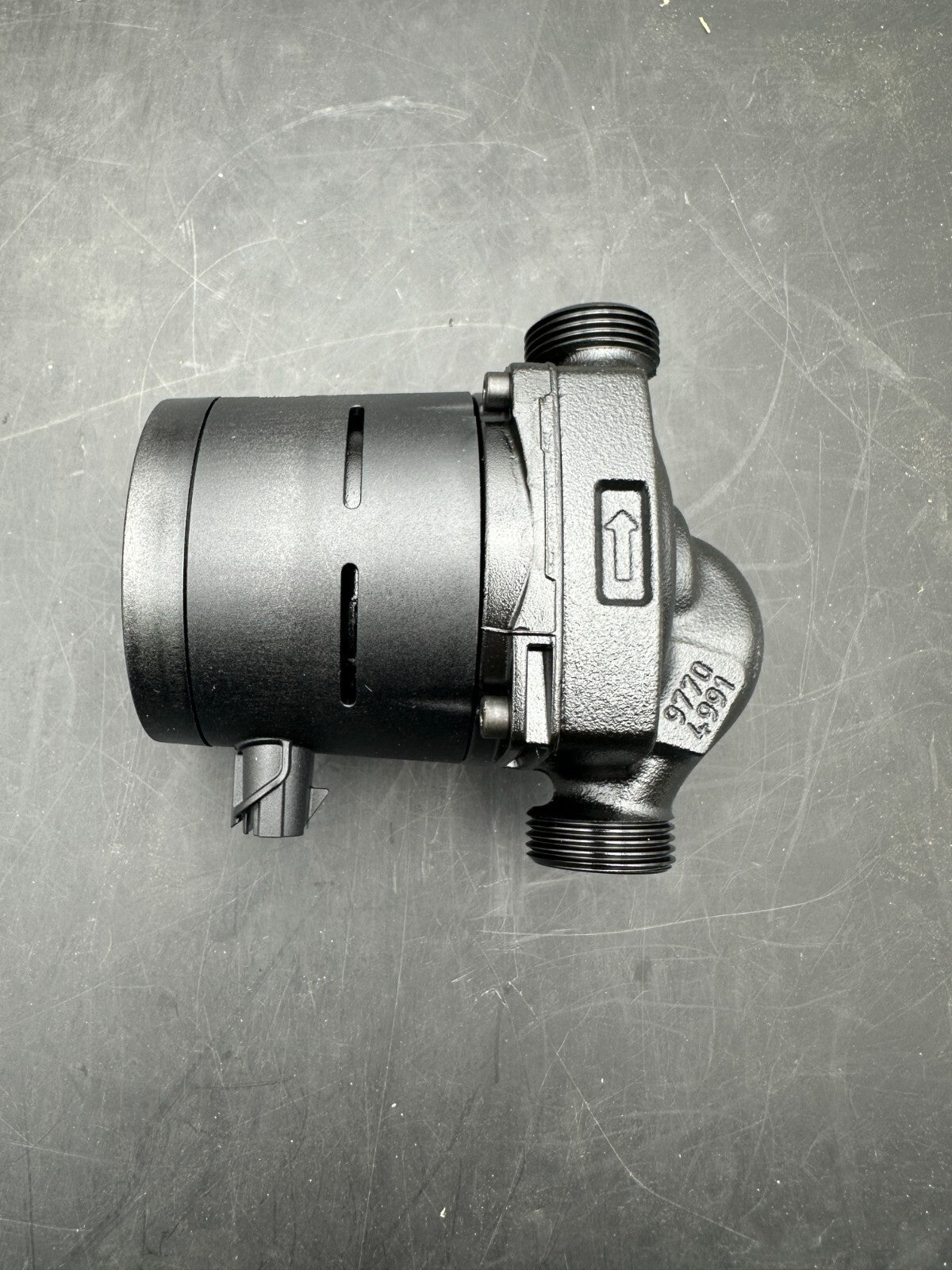 DE DIETRICH 7826213 CIRCULATEUR GRUNDFOS ALPHA 1.1 15 - 60 180mm + CABLES - KLR Automation